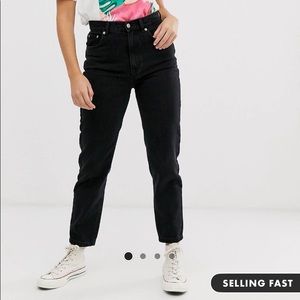Pull & Bear Mom Jeans
